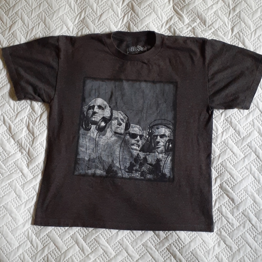 Boys tee shirt
